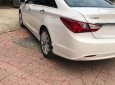 Hyundai Sonata 2011 - Bán Hyundai Sonata sản xuất 2011, màu trắng, xe nhập 