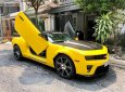 Chevrolet Camaro 3.6 RS 2010 - Cần bán gấp Chevrolet Camaro 3.6 RS năm sản xuất 2010, màu vàng, nhập khẩu