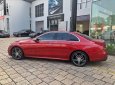 Mercedes-Benz E class E300 2017 - Bán xe Mercedes E300 nhập khẩu 2017, trả trước 800 triệu nhận xe ngay