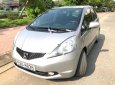 Honda FIT 1.5 AT 2009 - Cần bán lại xe Honda FIT 1.5 AT sản xuất 2009, màu bạc chính chủ, giá tốt