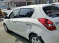 Hyundai i20 2009 - Cần bán lại xe Hyundai i20 sản xuất năm 2009, màu trắng, xe nhập xe gia đình