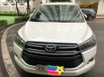 Toyota Innova 2017 - Cần bán gấp Toyota Innova sản xuất 2017 màu trắng, LH: 0985102300