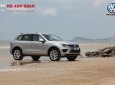 Volkswagen Touareg 2018 - Bán Touareg bạc - SUV gầm cao nhập khẩu chính hãng Volkswagen, xe giao ngay/ Hotline: 090.898.8862