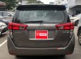 Toyota Innova E 2017 - Bán xe Toyota Innova E 2017 đăng ký 2018 - Màu nâu đồng