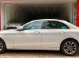 Mercedes-Benz C class  2.0 AT  2018 - Cần bán lại xe cũ Mercedes 2.0 AT đời 2018, màu trắng