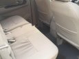 Toyota Innova 2.0E 2015 - Cần bán gấp Toyota Innova 2.0E 2015, màu bạc xe gia đình, giá chỉ 589 triệu