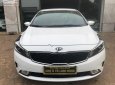 Kia Cerato 1.6 MT 2018 - Bán ô tô Kia Cerato 1.6 MT đời 2018, màu trắng chính chủ, 545tr