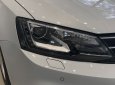 Volkswagen Jetta 2018 - Bán Volkswagen Jetta trắng - nhập khẩu chính hãng, hỗ trợ mua xe trả góp, Hotline 090.898.8862