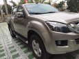 Isuzu Dmax MT 2016 - Bán Isuzu Dmax 2016 số sàn, dầu, màu vàng cát, xe đi rất tiếm kiệm