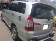 Toyota Innova 2.0E 2015 - Bán ô tô Toyota Innova 2.0E 2015, màu bạc số sàn 