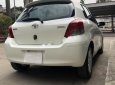 Toyota Yaris 2011 - Cần bán lại xe Toyota Yaris đời 2011, màu trắng, nhập khẩu nguyên chiếc 