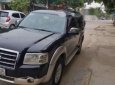 Ford Everest 2007 - Cần bán lại xe Ford Everest đời 2007, màu đen, gia đình sử dụng nên còn tốt