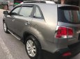 Kia Sorento GAT 2.4L 2WD 2010 - Cần bán Kia Sorento GAT 2.4L 2WD đời 2010, màu xám