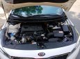 Kia Cerato 1.6 2016 - Cần bán lại xe Kia Cerato 1.6 năm 2016, màu trắng giá cạnh tranh