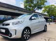 Kia Morning 1.2MT 2017 - Cần bán gấp Kia Morning đời 2017 màu bạc, giá 335 triệu