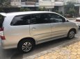 Toyota Innova E 2.0MT 2015 - Bán Toyota Innova 2.0E màu bạc, số sàn, sản xuất 12/2015, biển tỉnh, xe sử dụng gia đình