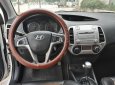 Hyundai i20 2010 - Bán xe Hyundai i20 SX 2010, màu trắng