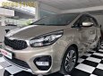 Kia Rondo GAT 2018 - Bán Kia Rondo GAT 2017 số tự động, xe chạy 15000km, hỗ trợ trả góp 75%. LH nhận gía yêu thương