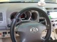 Toyota Fortuner 2011 - Cần bán gấp Toyota Fortuner sản xuất 2011, màu xám xe gia đình