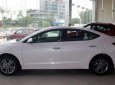 Hyundai Elantra  AT  2018 - Bán xe Hyundai Elantra AT năm 2018, màu trắng giá cạnh tranh