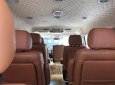 Toyota Hiace   2011 - Cần bán gấp Toyota Hiace năm sản xuất 2011, màu bạc