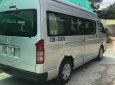 Toyota Hiace 2014 - Bán xe Toyota Hiace đời 2014, màu bạc, xe nhập, 700tr