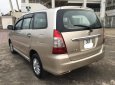 Toyota Innova 2.0E 2012 - Bán xe Toyota Innova 2.0E 2012, màu vàng, form mới, giá tốt