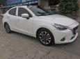 Mazda 2   2016 - Bán ô tô Mazda 2 2016, màu trắng số tự động