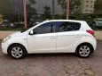 Hyundai i20 2010 - Bán xe Hyundai i20 SX 2010, màu trắng