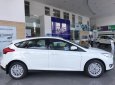 Ford Focus Trend 1.5L Ecoboo 2018 - Bán xe Ford Focus sản xuất 2018 màu trắng, giá tốt tại Bình Định