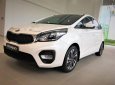 Kia Rondo   2.0 GMT 2018 - Cần bán xe Kia Rondo 2.0 GMT 2018, màu trắng giá cạnh tranh