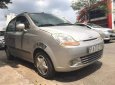 Chevrolet Spark   2010 - Cần bán gấp Chevrolet Spark đời 2010, màu bạc số tự động