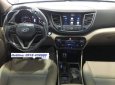 Hyundai Tucson 2018 - Bán ô tô Hyundai Tucson đời 2018, màu trắng