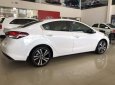 Kia Cerato 1.6 SMT 2018 - Bán Kia Cerato sản xuất 2018, màu trắng, giá tốt