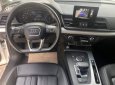 Audi Q5 2017 - Cần bán xe Audi Q5 năm sản xuất 2017, màu trắng