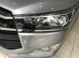 Toyota Innova 2.0E 2017 - Bán ô tô Toyota Innova 2.0E đời 2017 màu bạc, LH 0985102300