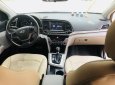 Hyundai Elantra GLS 2.0 2017 - Cần bán lại xe Hyundai Elantra sản xuất 2017 màu trắng, giá chỉ 675 triệu