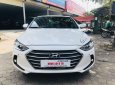 Hyundai Elantra GLS 2.0 2017 - Cần bán lại xe Hyundai Elantra sản xuất 2017 màu trắng, giá chỉ 675 triệu