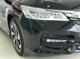 Honda Accord 2018 - Cần bán Honda Accord năm sản xuất 2018, màu đen, giá tốt 