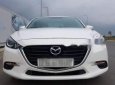Mazda 3 1.5AT FL 2017 - Bán Mazda 3 1.5AT FL đời 2017, màu trắng xe gia đình giá cạnh tranh