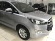 Toyota Innova 2.0E 2017 - Bán ô tô Toyota Innova 2.0E đời 2017 màu bạc, LH 0985102300