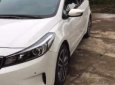 Kia Cerato 2017 - Cần bán Kia Cerato năm sản xuất 2017, màu trắng, giá tốt