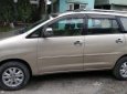 Toyota Innova 2011 - Cần bán gấp Toyota Innova 2011, màu vàng xe gia đình, giá 420tr