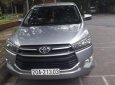 Toyota Innova 2017 - Cần bán lại xe Toyota Innova đời 2017, màu bạc, giá tốt