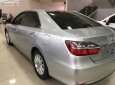 Toyota Camry 2.0E 2016 - Cần bán lại xe Toyota Camry 2.0E sản xuất năm 2016, màu bạc