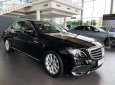 Mercedes-Benz E class E200 2017 - Cần bán xe Mercedes E200 năm sản xuất 2017, màu đen, nhanh tay liên hệ