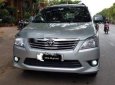 Toyota Innova 2012 - Thanh lý xe Toyota Innova sản xuất 2012, màu bạc 