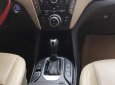 Hyundai Santa Fe 2.2L 4WD 2016 - Cần bán Hyundai Santa Fe 2.2L full dầu Sx 2016, màu trắng