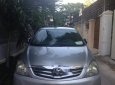 Toyota Innova V 2009 - Bán Toyota Innova V năm sản xuất 2009, màu bạc xe gia đình, giá 410tr