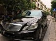 Mercedes-Benz E class   E300  2010 - Cần bán xe Mercedes E300 2010, màu đen còn mới, 768 triệu